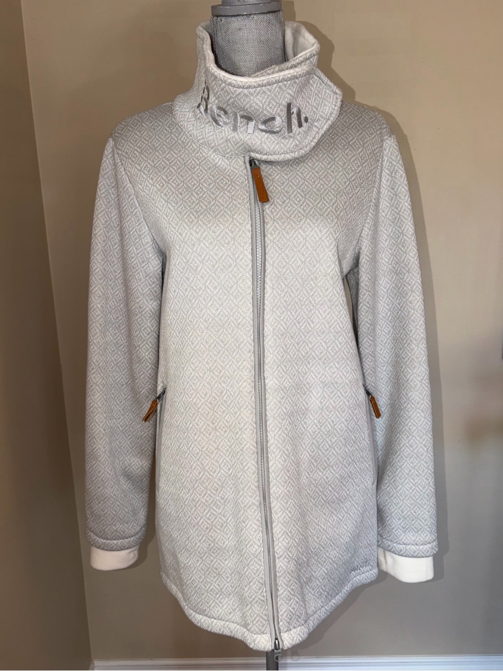 Bench Women’s Long Zip-Up Fleece Jacket | Size Large | Like New | Never Worn